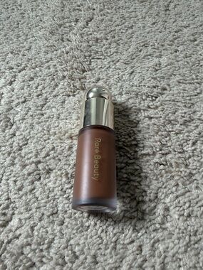 Rare Beauty Liquid Contour— Serene